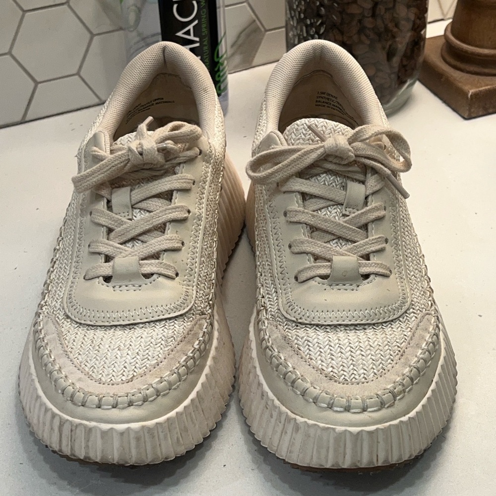Dolce vita sneakers